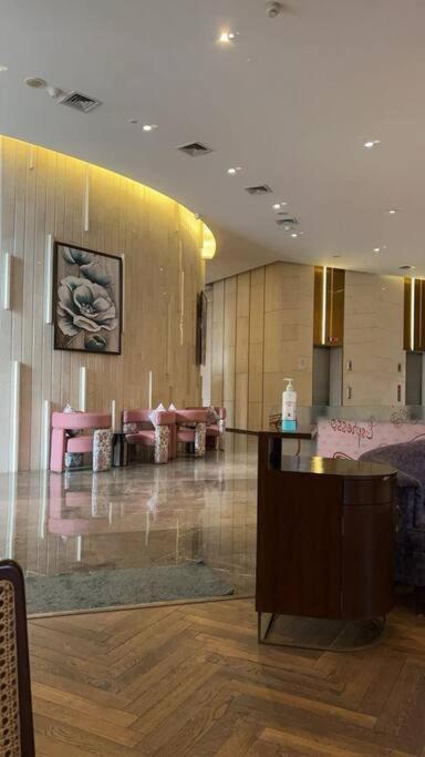Countryside Luxury Suites - Supernova Noida นิวเดลี ภายนอก รูปภาพ